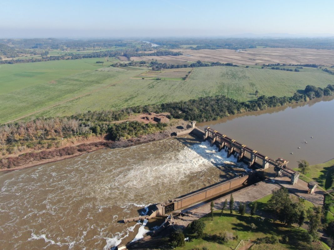 Comportas Da Barragem Eclusa De Bom Retiro Do Sul Ser O Abertas Na