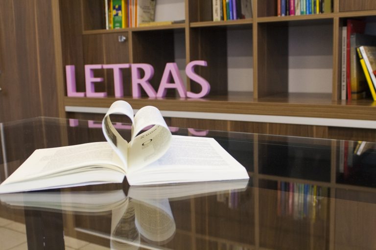 Encontros estaduais de línguas ocorrem nesta sexta-feira, dia 25