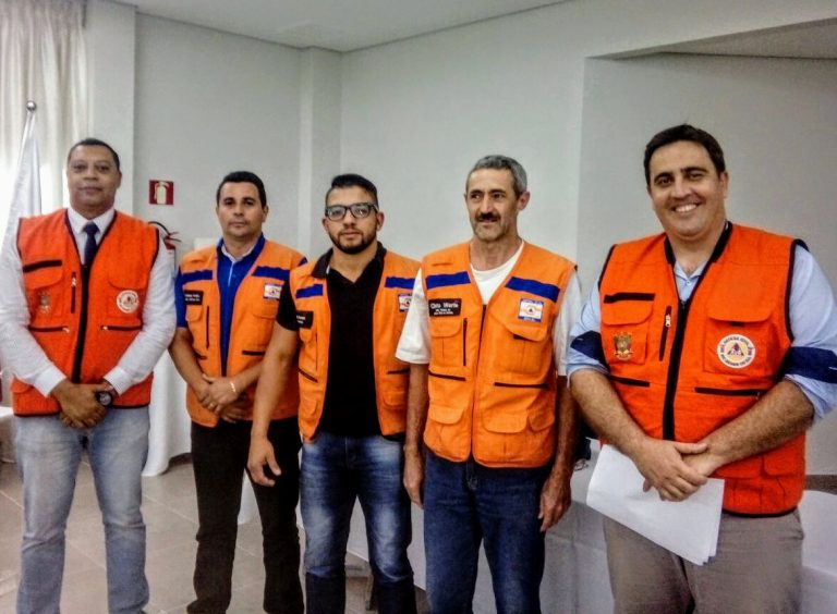 Agentes da Defesa Civil de Estrela participam de capacitação