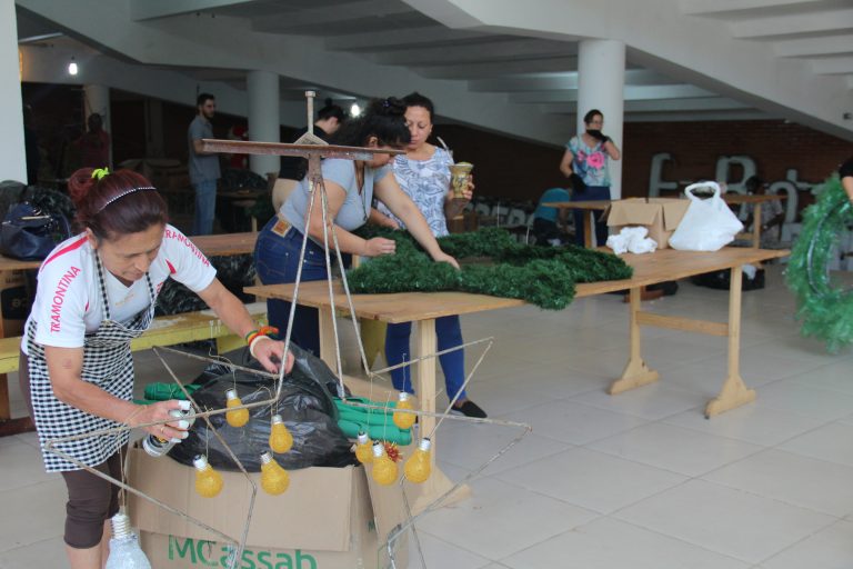 Com foco na sustentabilidade, Natal em Estrela usa materiais recicláveis na decoração 