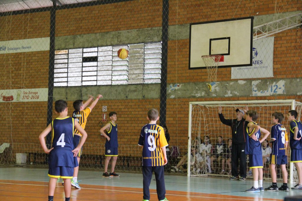 Jogos Escolares de Estrela segue com basquete - Grupo A Hora