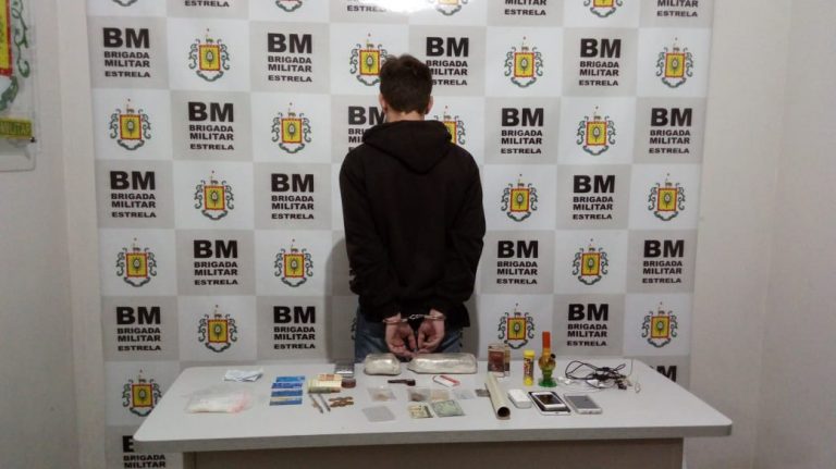 Jovem é preso em Estrela por tráfico de drogas