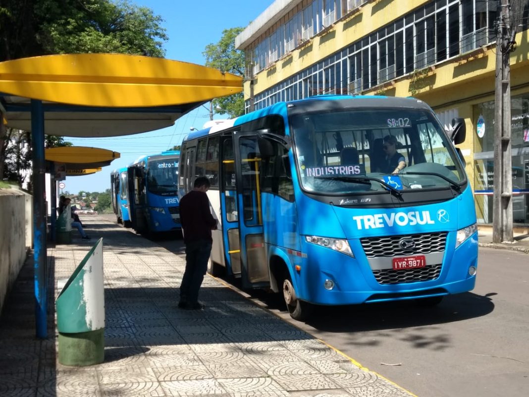 Transporte público municipal será retomado nesta quarta-feira, em escala reduzida de horários / Crédito: divulgação