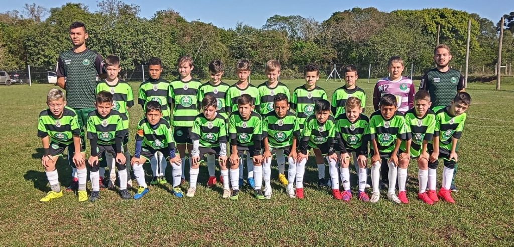 Sub-15 da Teutônia Futsal estreia com derrota no Gauchão de Futsal - Folha  Popular