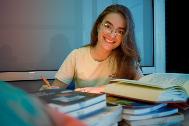 Univates recebe inscrições para 8 bolsas