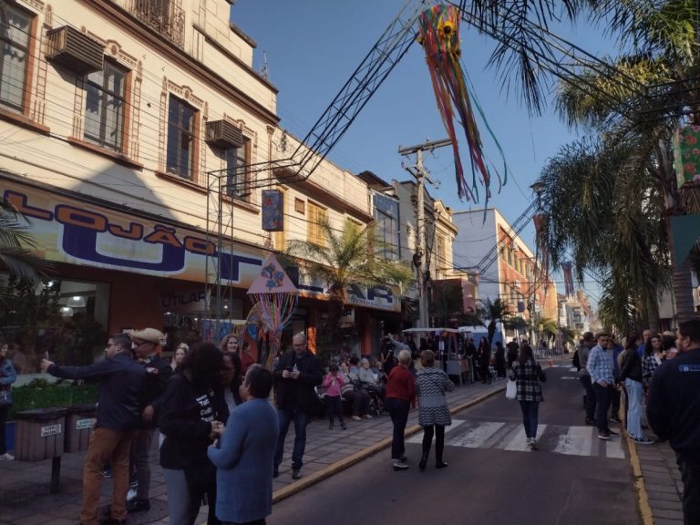 São João no Calçadão de Estrela movimentou comerciantes durante toda a sexta-feira