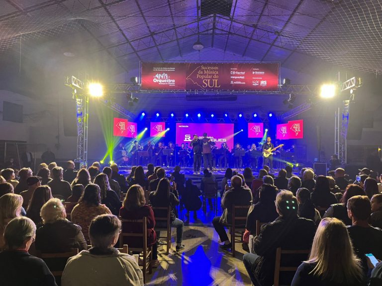 Sucessos da Música Popular do Sul lota ginásio em Teutônia