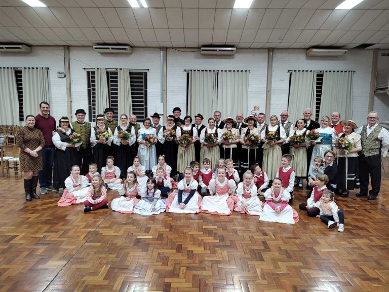 Teutotanzgruppe cede nome para o Grupo de Danças alemãs do Teutônia Cultural