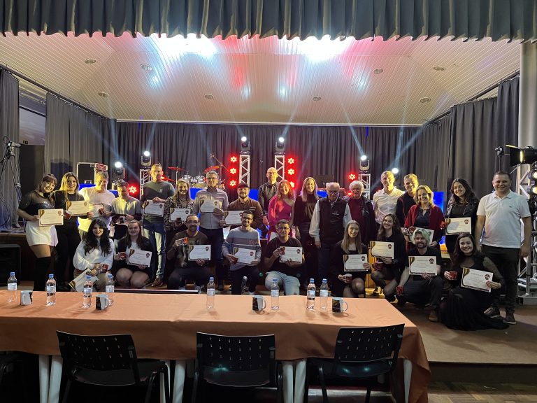 Uma semana até serem conhecidos os campeões do 3º Festival Popular da Canção