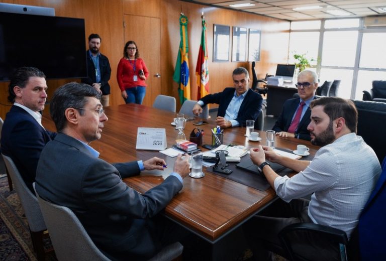 Estado e Ministério Público discutem diretrizes para moradias temporárias no Vale do Taquari