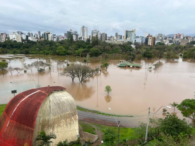 Lajeado tem 11 vias interditadas na manhã deste domingo