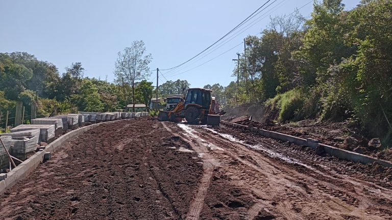 Pavimentação da EGP-09 em Paverama deve estar concluída em três semanas