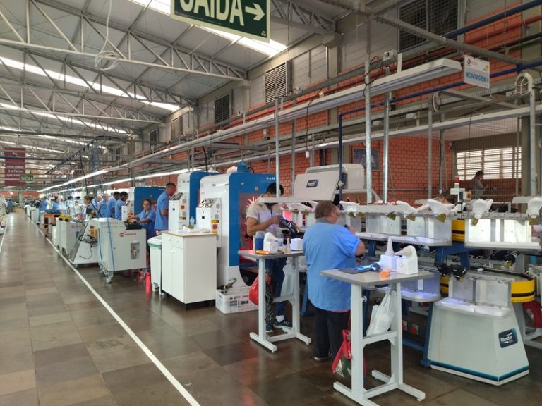 Calçados Beira Rio S.A. reinaugura filial em Roca Sales após destruição pelas cheias