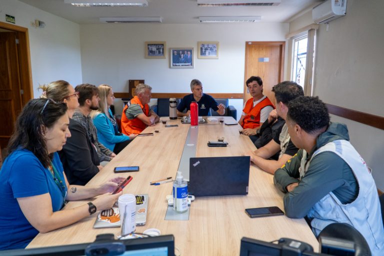 Estado, Ministério Público e municípios do Vale do Taquari firmam acordo para destinação de resíduos do desastre