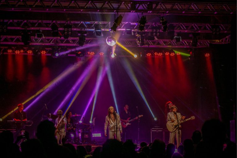 Espetáculo em tributo aos Bee Gees é reagendado