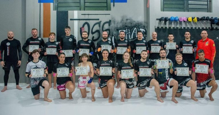 Alunos CT Mão de Pedra recebem graduação em Teutônia