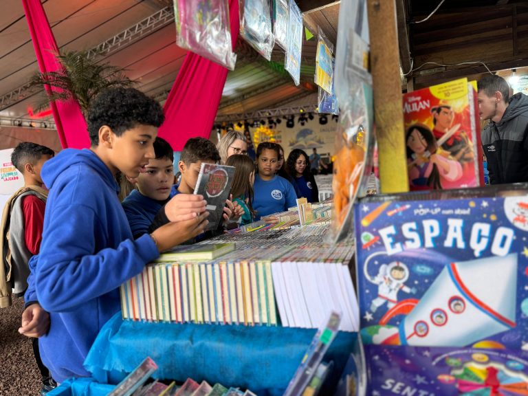 18ª Feira do Livro de Lajeado contou com 5,5 mil exemplares comercializados e 10 mil visitantes