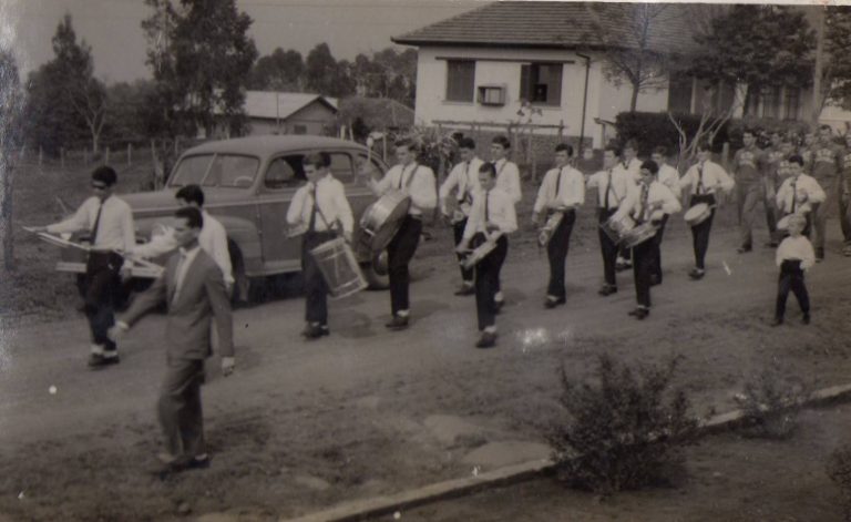 Músico conta história dos desfiles em Teutônia