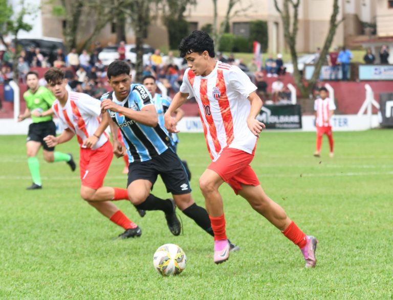 ALE tenta virada após derrota em jogo de ida na final do Gauchão Sub-15