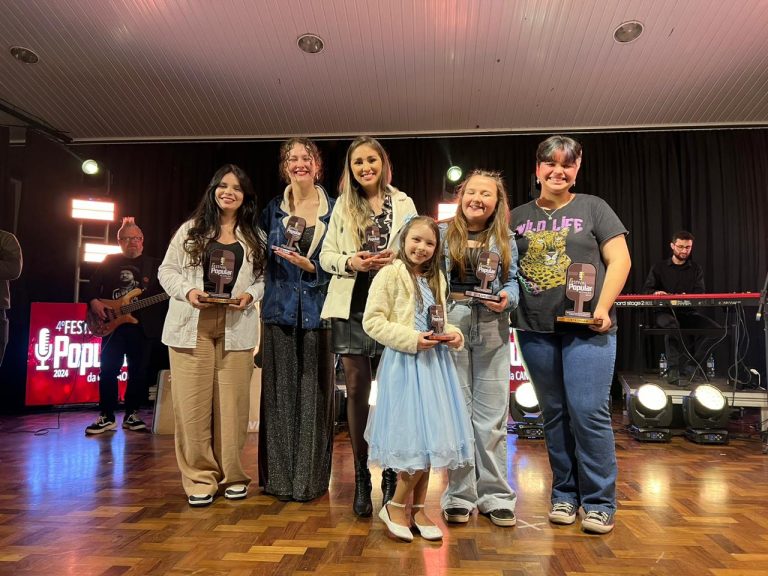 Pódio do 4º Festival Popular da Canção é das mulheres