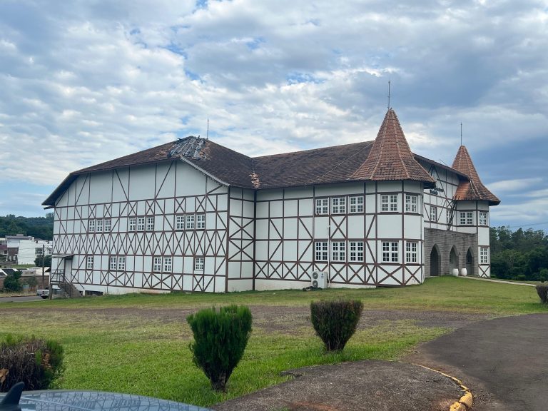 Presidente da Câmara de Teutônia protocola projeto de R$ 396 mil para reforma do telhado