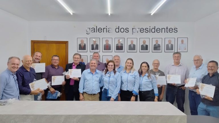 Amturvales comemora 30 anos com inauguração de nova sala e galeria dos presidentes 
