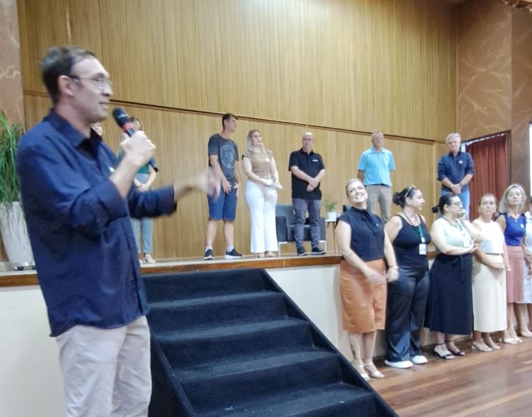 Teutônia recebe profissionais da Educação para início do ano letivo