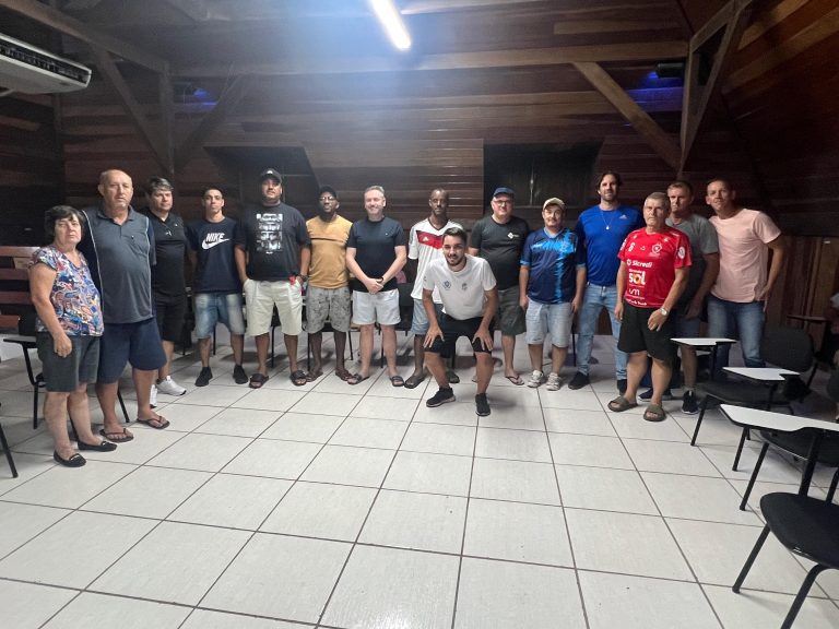 Amador de Estrela homenageará Virlei “Flecha Negra”