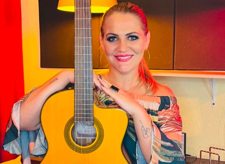 Cantora Alissa Maria grava DVD neste domingo