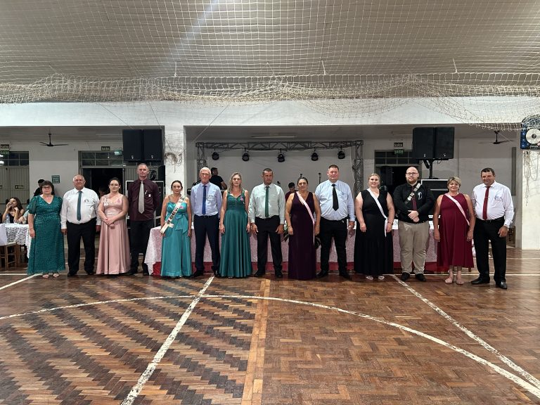 Linha Clara coroa a tradição