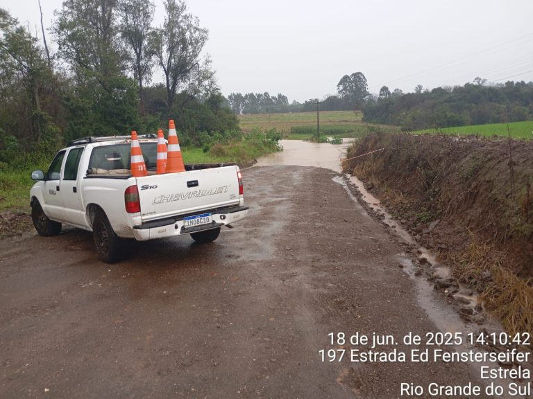 15h: Água sobre a pista interdita sete vias em Estrela nesta terça-feira