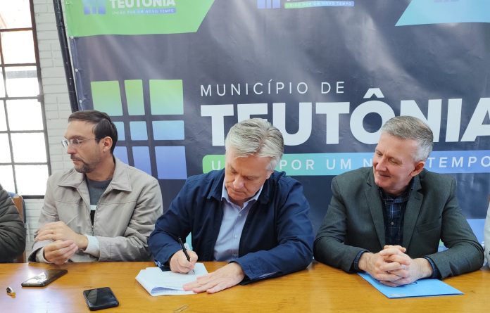 Cirurgias Teutônia Teutônia firma contrato para mutirão de cirurgias eletivas