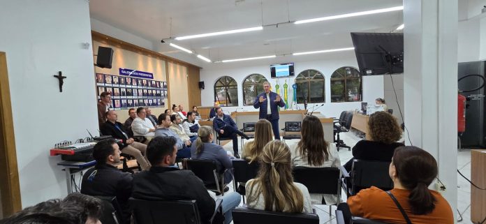 AGOSTO - R ACICS NILTO