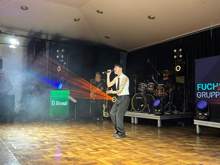 24 apresentações abrilhantarão a grande final do Festival Popular da Canção na noite deste sábado