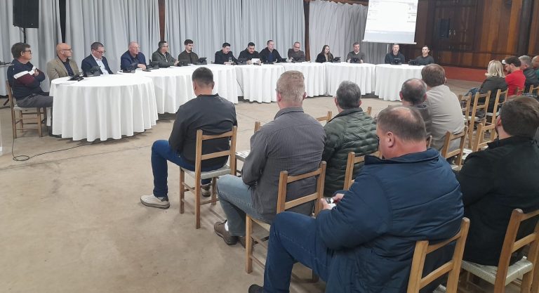 Sessão descentralizada marca celebração da cultura italiana em Estrela