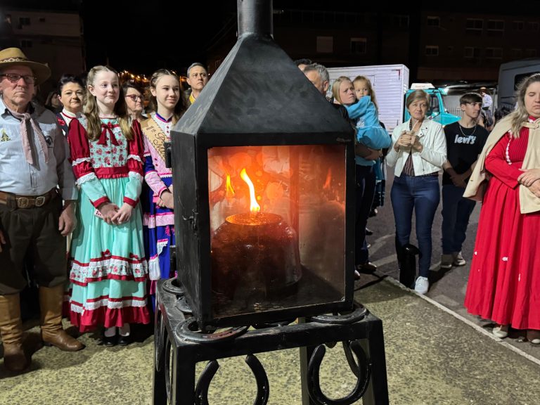 Comunidades mantêm viva a tradição gaúcha da Semana Farroupilha