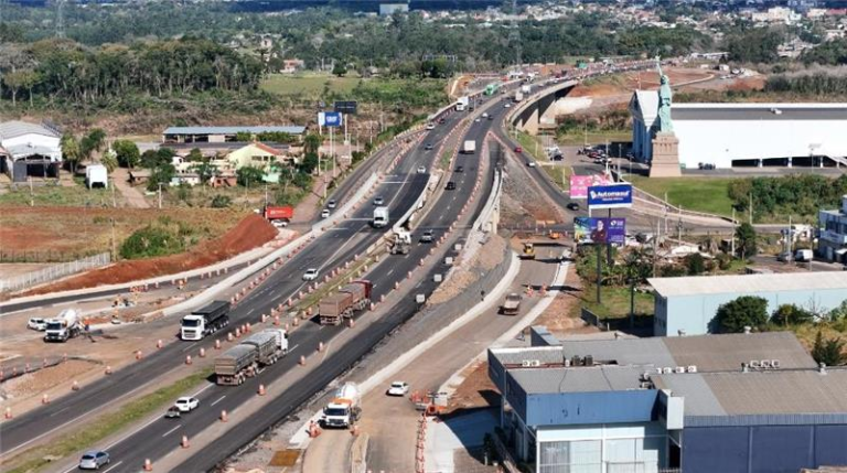 Obras na BR-386 entre Estrela e Lajeado mantêm bloqueios e causam congestionamentos