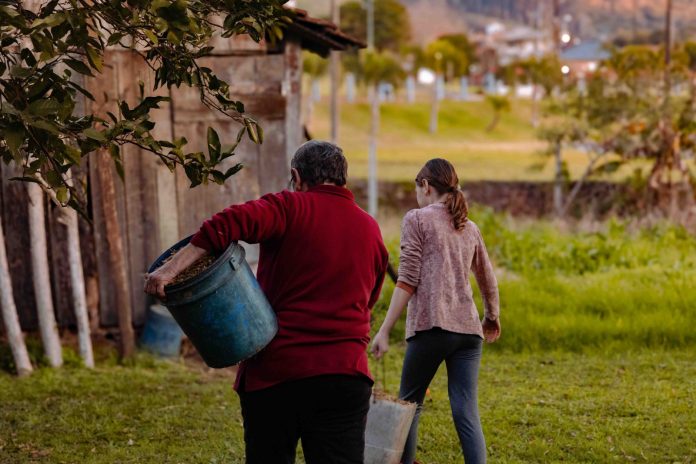 1o-adl-desde-as-geracoes-passadas-a-honra-da-tradicao-floresce-em-direcao-ao-futuro-que-esta-por-vir-jornal-1760718713