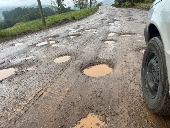 estrada precária Fazenda Lohmann (2)
