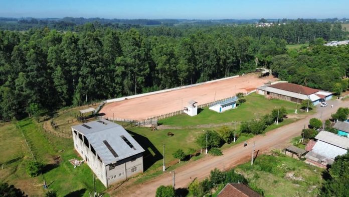 Parque-de-Rodeios_DIV CCT Querência Amada inaugura biblioteca e museu e amplia ações culturais em Teutônia