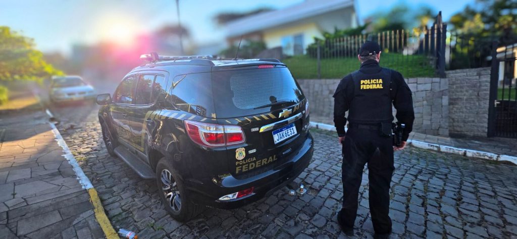 Delegados detalham operação que investiga contratos em Lajeado