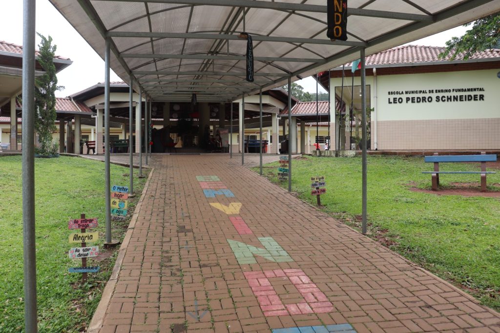 Poço das Antas abre hoje período de matrículas na rede municipal