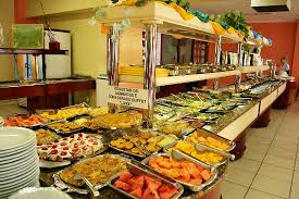 Novas regras do vale-refeição devem gerar economia de R$ 8 bilhões por ano, estima governo Novas regras do vale-refeição devem gerar economia de R$ 8 bilhões por ano, estima governo