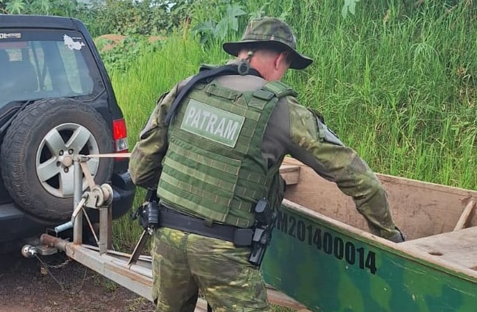 Patrulha Ambiental apreende rede de pesca irregular durante piracema em Lajeado
