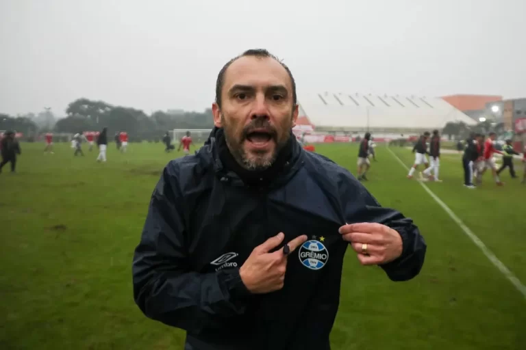 Montenegrino busca título inédito da Copa São Paulo pelo Grêmio