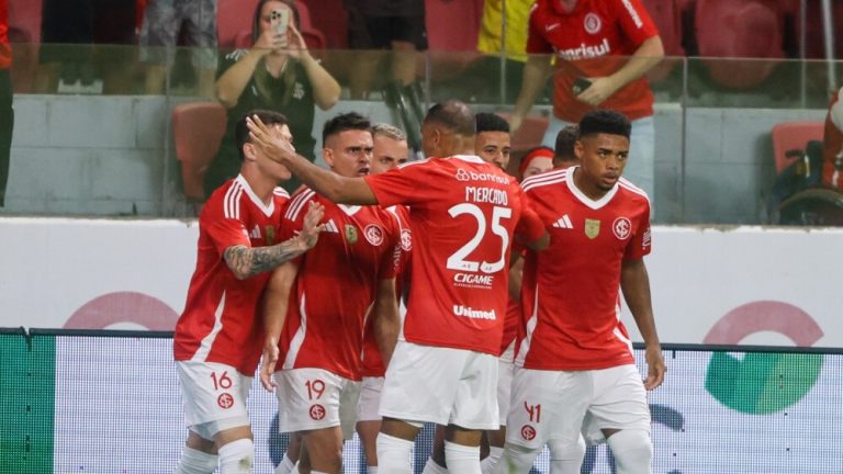 Inter vence Gre-Nal com show de Borré