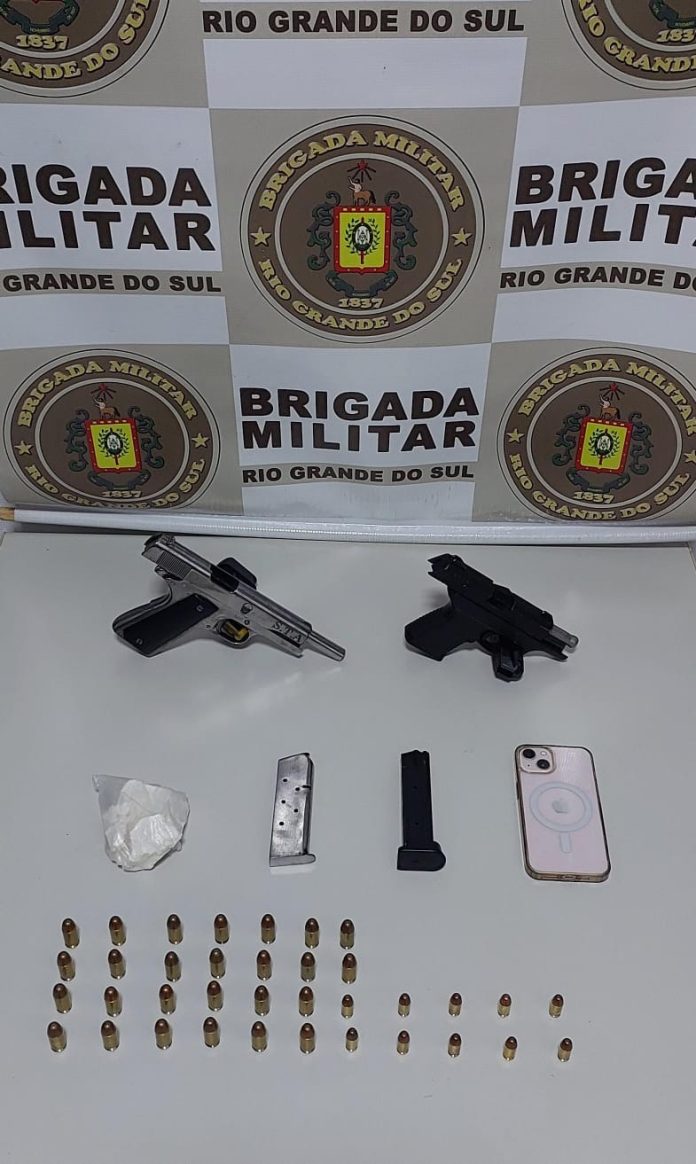 Mulher é presa com drogas e armas durante abordagem da Força Tática em Lajeado