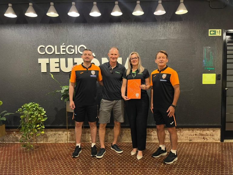 Colégio Teutônia firma parceria com entidade licenciada pela ACBF