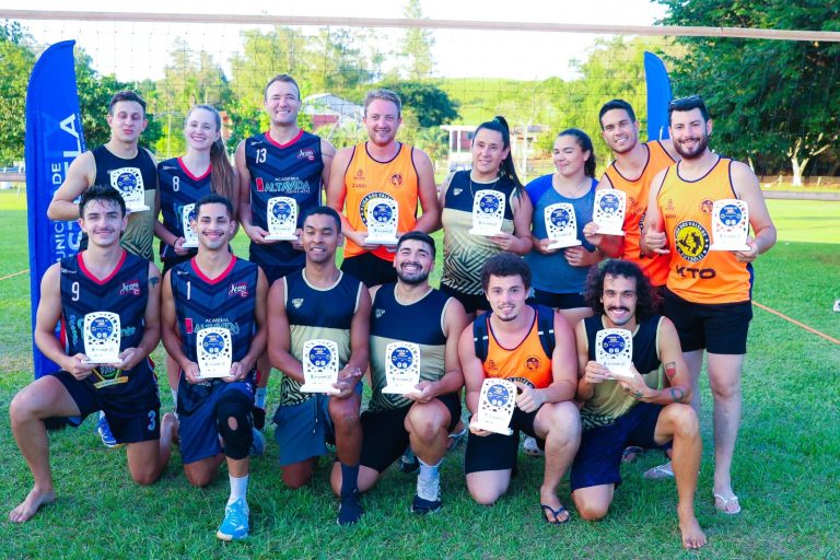 Vôlei de Verão reúne sete equipes e movimenta Moinhos do Campo em Estrela