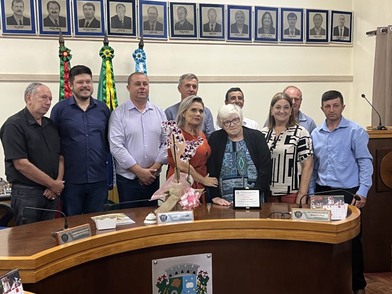 Câmara de Vereadores de Colinas homenageia Cecília Ordis Jacobs Gerhardt